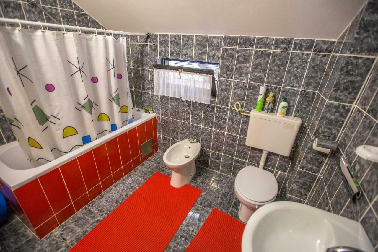 אוגולין Apartman Ruzica מראה חיצוני תמונה