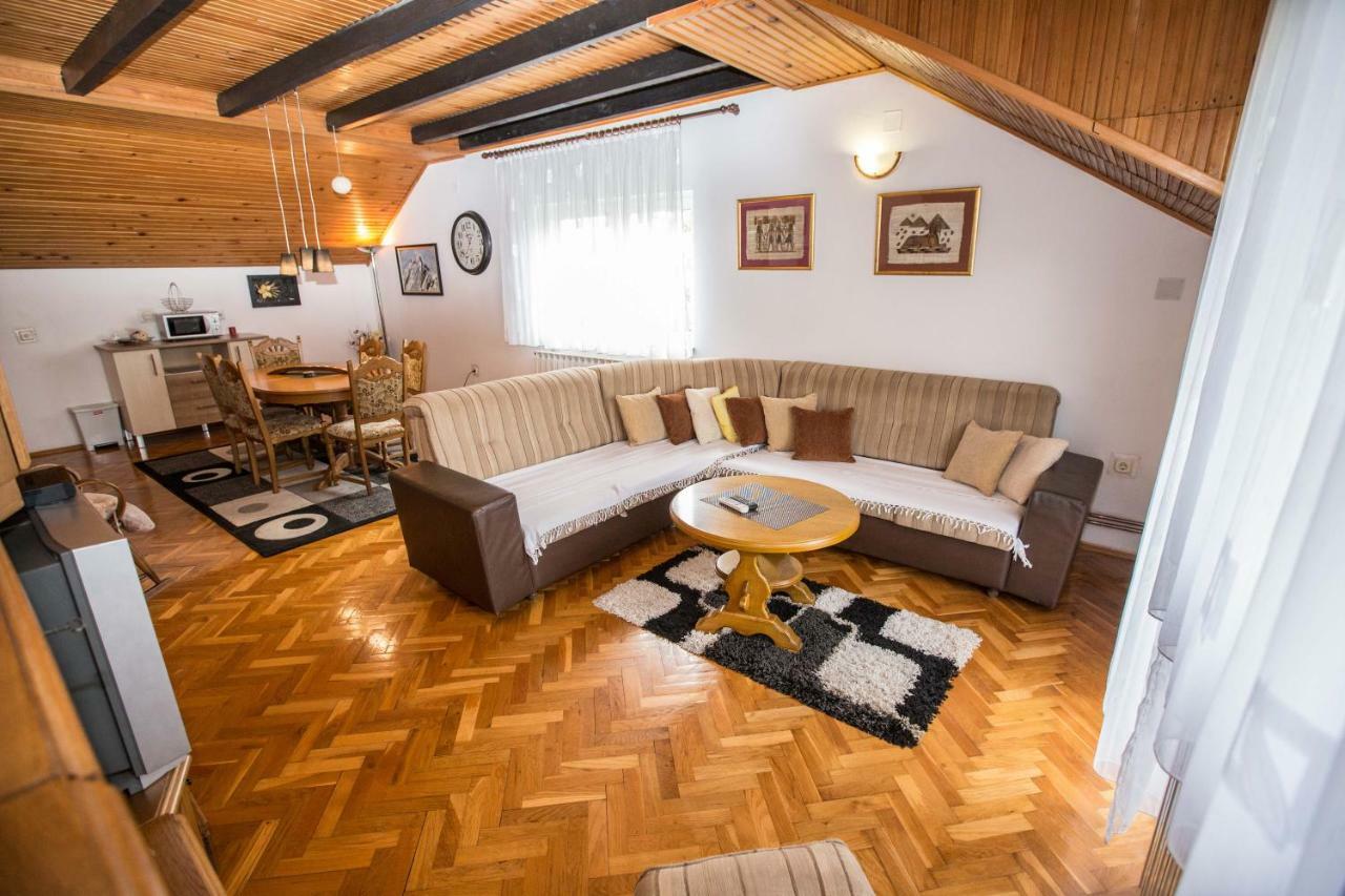 אוגולין Apartman Ruzica מראה חיצוני תמונה