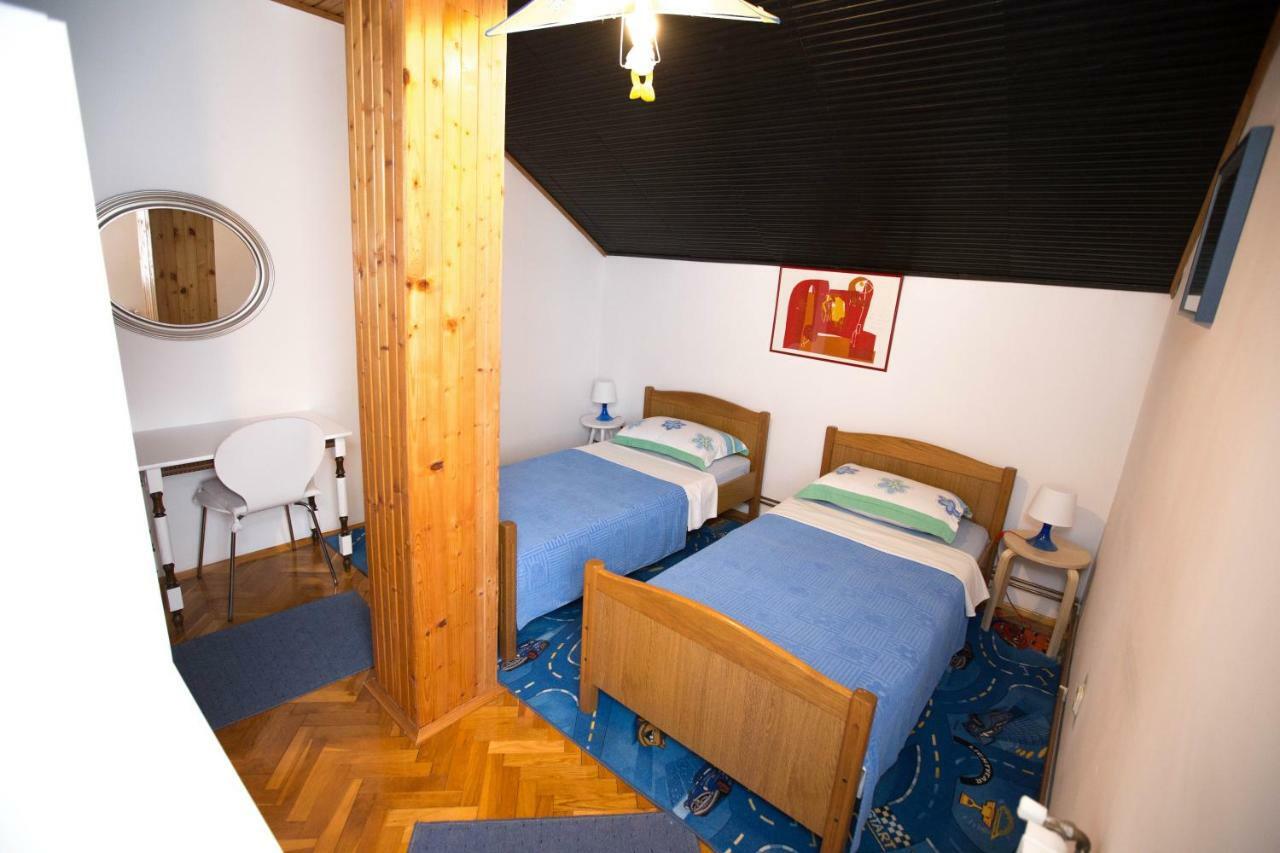 אוגולין Apartman Ruzica מראה חיצוני תמונה