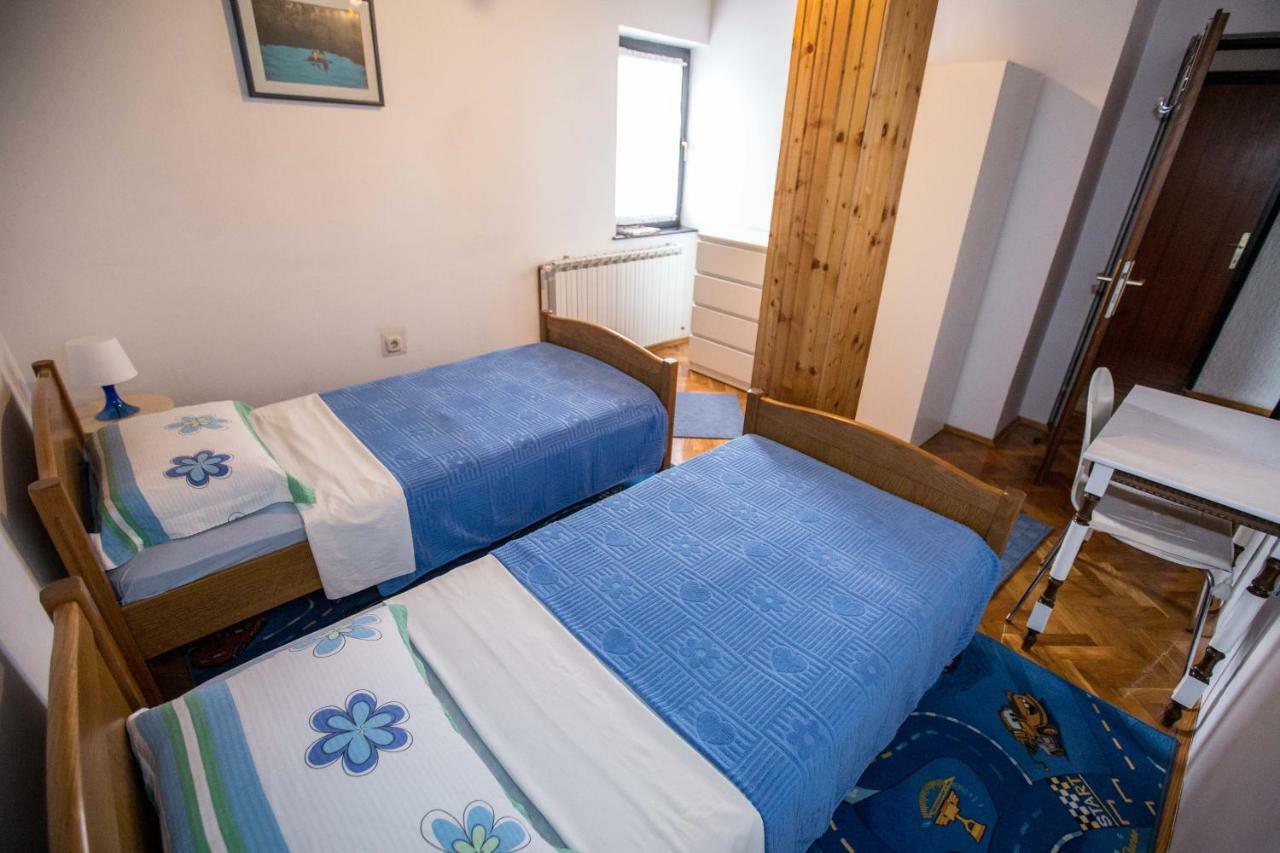 אוגולין Apartman Ruzica מראה חיצוני תמונה