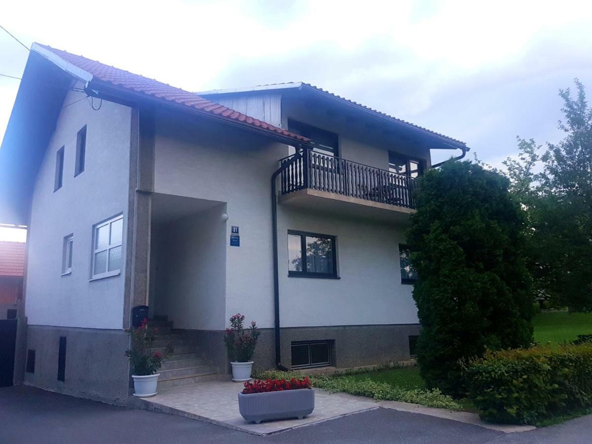 אוגולין Apartman Ruzica מראה חיצוני תמונה